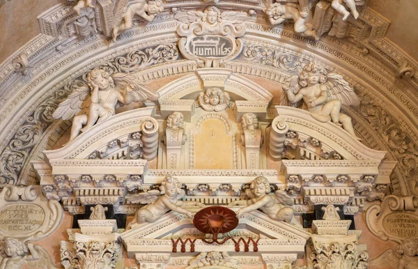 Ossuccio Włochy Maj 2015 Szczegóły Barokowego Ołtarza Bocznego Kościele Chiesa — Zdjęcie stockowe
