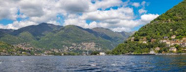 Como 'nun Lago di Como Gölü' nün panoraması..
