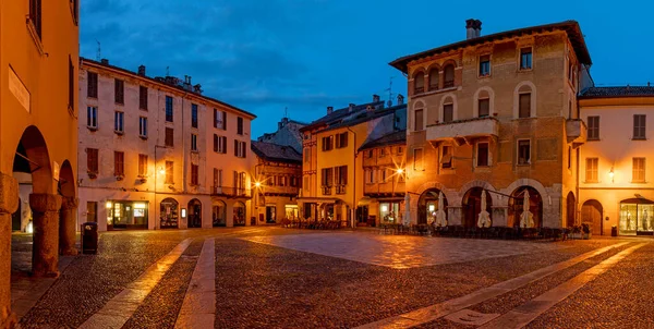 Como Het Plein Piazza San Fedele Plein Bij Schemering — Stockfoto