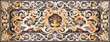 FERRARA, İtalya - 30 Ocak 2020: Kilisedeki taş mozaik (Pietra dura) Basilica di San Giorgio fuori le mura.