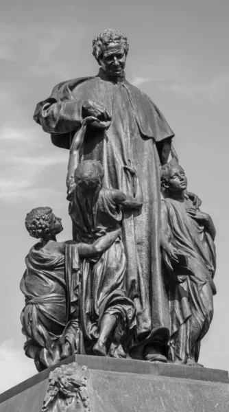 Turin Italie Mars 2017 Statue Don Bosco Fondateur Des Salésiens — Photo