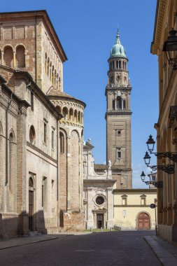 Parma - Duomo ve Barok Kilisesi Chiesa di San Giovanni Evangelista (Evangelist Yahya)).