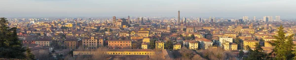 Bologna Das Panorama Der Altstadt Von Bologna Abendlicht — Stockfoto