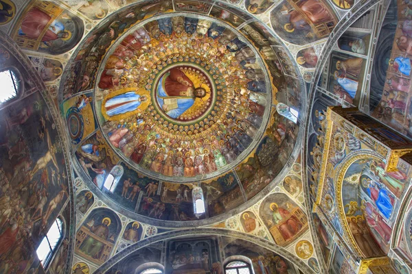 Padua, Italië - 10 september 2014: de fresco's in het Baptisterium van de dom of de kathedraal van santa maria assunta door giusto de menabuoi (1375-1376). — Stockfoto