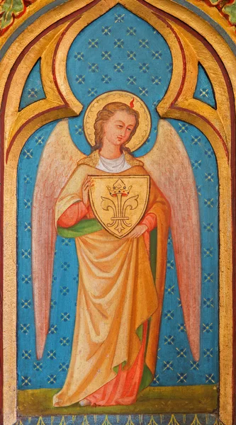 BRUGGE, BELGIUM - JUNE 13, 2014: Archangel Gabriel paint from side altar in st. Giles (Sint Gilliskerk). — Stock Photo, Image