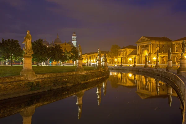 Padua - prato della valle bei Nacht — Stockfoto