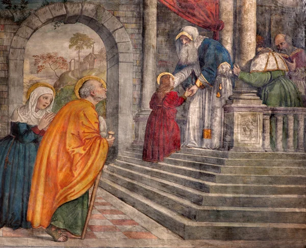 Padova, Itálie - 8 září 2014: prezentace v chrám fresek v kostele san francesco del grande v kapli cappella di santa maria della carita od girolamo tessari (1523-24) — Stock fotografie