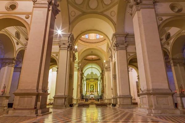 PADUA, ITALIA - 9 DE SEPTIEMBRE DE 2014: La nave de la iglesia Basílica de Santa Giustina — Foto de Stock