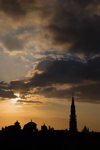 Brussels - Silhouette from Monts des Arts in evening. — Stock Photo, Image