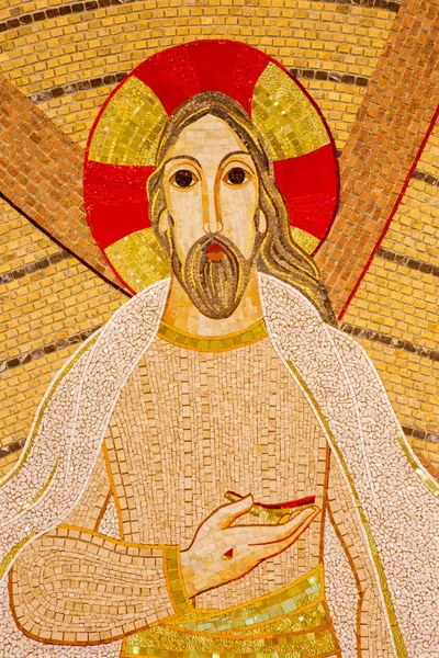 BRATISLAVA , SLOVAKIA - OCTOBER 1, 2014: The detail of mosaic of resurrected Christ  in the Saint Sebastian cathedral designed by jesuit Marko Ivan Rupnik (2011). — Stock Photo, Image