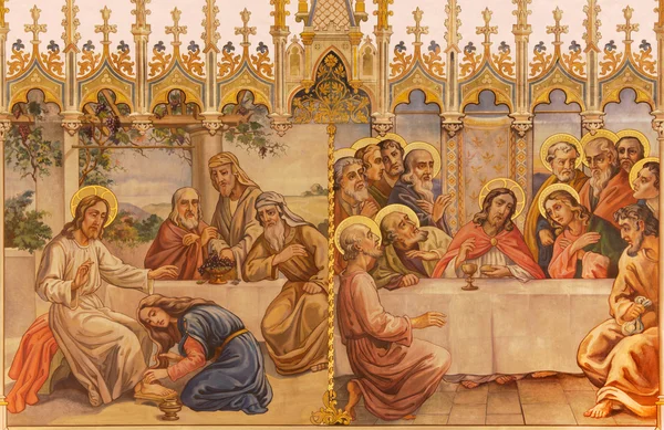 TRNAVA, SLOVAKIA - OCTOBER 14, 2014: The neo-gothic fresco of fhe Last supper and Jesus and sinful woman by Leopold Bruckner (1905 - 1906) in Saint Nicholas church. — Stock Photo, Image