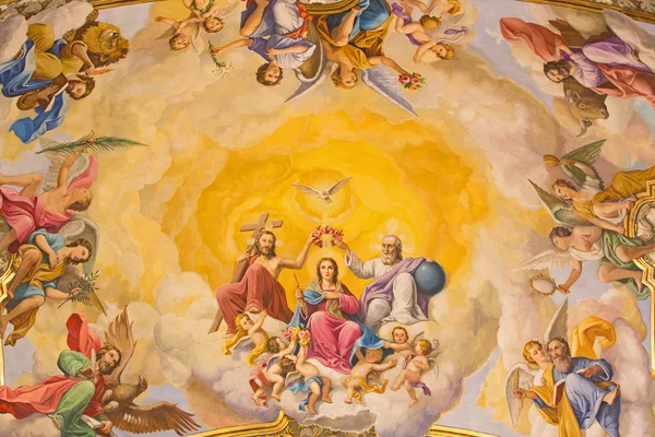 Sevilla, Spanje - 29 oktober 2014: Het fresco van de kroning van de Maagd Maria op het plafond van de pastorie van kerk Basilica de la Macarena door Rafael Rodrguez (1949) in neobaroque stijl. — Stockfoto