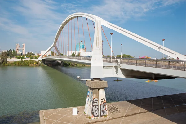 Seville - Barqueta bridge (Puente de la Barqueta) — Stock Photo, Image