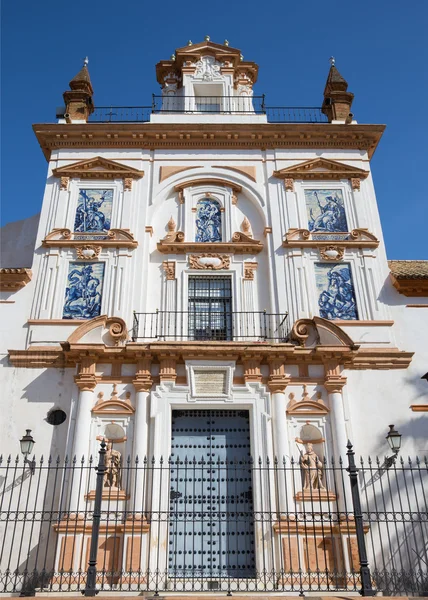 Sevilha - A fachada da igreja Hospital de la Caridad . — Fotografia de Stock