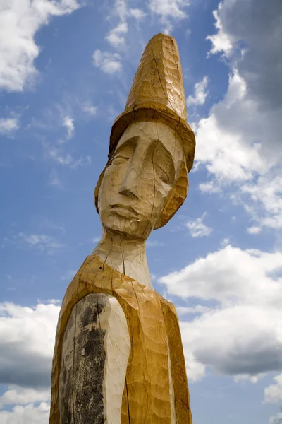 Carved floklore statue from Slovakia — Stock Photo, Image