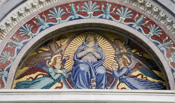 Mosaic of holy Mary from Pisa cathedral — Stock Photo, Image