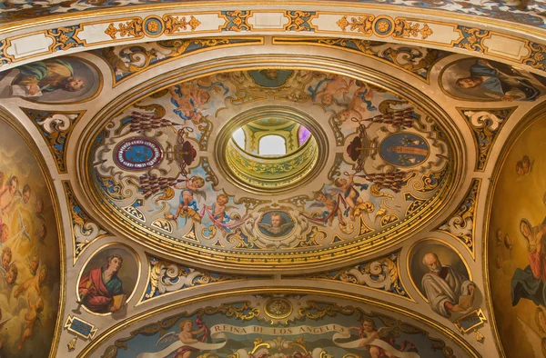SEVILLE, SPAIN - OCTOBER 28, 2014: The neo - baroque cupola in the presbytery of church Capilla Santa Maria de los Angeles by Rafael Rodriguez Hernandez from 20 cent. — Stock Photo, Image