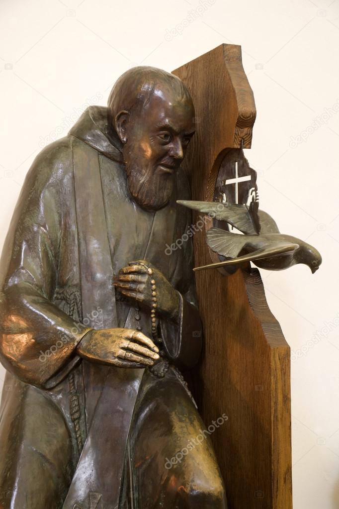Florence - Father Pio statue