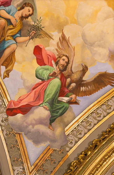 SEVILLE, SPAGNA - 29 OTTOBRE 2014: L'affresco di San Giovanni Evangelista in chiesa Basilica de la Macarena di Rafael Rodrguez (1949) in stile neobarocco . — Foto Stock