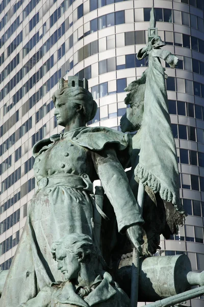 Paris - statue La Defense — Stock Photo, Image