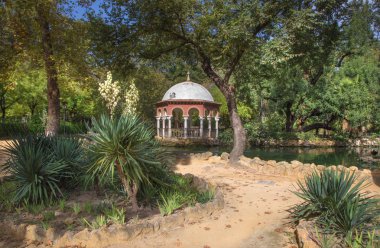 Sevilla - yazlık Maria Luisa park