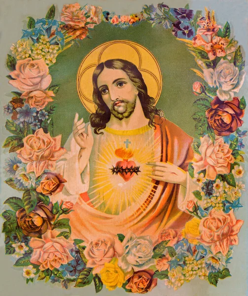 SEBECHLEBY, SLOVAQUIE - 6 JANVIER 2015 : Image catholique typique du cœur de Jésus-Christ dans les fleurs de Slovaquie imprimées en Allemagne à partir de la fin du XIXe siècle. à l'origine par un artiste inconnu . — Photo