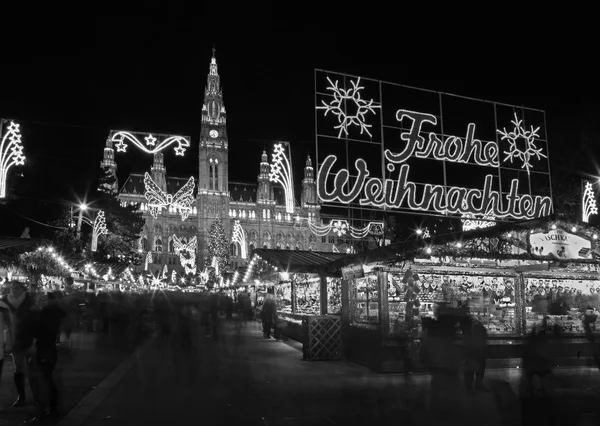 Wiedeń, Austria - 17 grudnia 2014: Fasady ratusza i — Zdjęcie stockowe