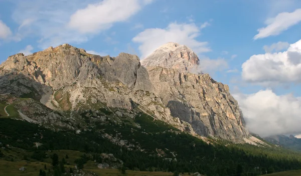 Mt. Tofana di Roses - dolomite — Stock Photo, Image