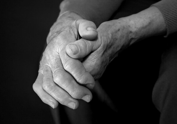 Старые руки
