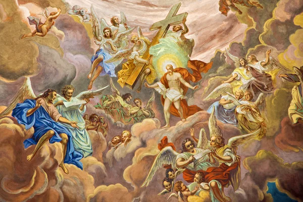 BANSKA STIAVNICA, ESLOVÁQUIA - FEVEREIRO 5, 2015: O afresco de Cristo na cena da glória do céu na cúpula da igreja paroquial de 18. cêntimo. por artista desconhecido . — Fotografia de Stock