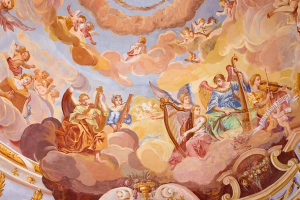 BANSKA STIAVNICA, SLOVAKIA - FEBRUARY 20, 2015: The detail of fresco on cupola in the middle church of baroque calvary by Anton Schmidt from years 1745. Angels with the music instruments. — Stock Photo, Image