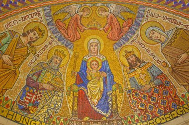 JERUSALEM, ISRAEL - MARCH 3, 2015: The mosaic of Madonna in Hungarian chapel (lower church) in Dormition abbey by Benedictine Radbod Commandeur from the Benedictine Abbey of Maria Laach from 20. cent.