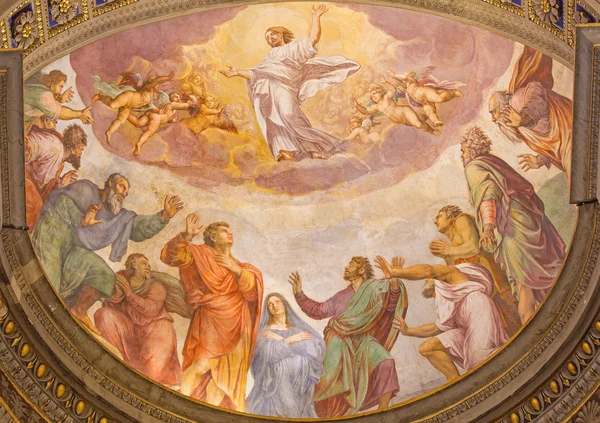 ROME, ITALY - MARCH 27, 2015: The Ascension of the Lord fresco in church Santa Maria dell Anima av Francesco Salviati fra 16 cent . – stockfoto