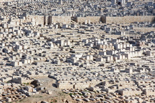Jerusalem - The jewish cemetery on the Mount of Olives. — Stock Photo, Image