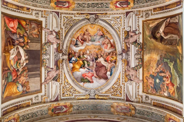 ROME, ITALY - MARCH 26, 2015: The ceiling fresco The Gloria di San Canuto by Alessandro Francesci 1686 in side chapel of church Chiesa di Santa Maria in Transpontina. — Stock Photo, Image