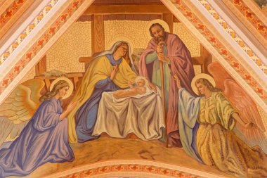 BANSKA STIAVNICA, SLOVAKIA - 5 Şubat 2015: PJ Kern tarafından 1910 yılından beri kilise tavanında İsa 'nın doğumu sahnesi.