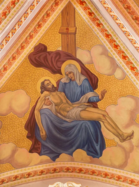 BANSKA STIAVNICA, SLOVAKIA - FEBRUARY 5, 2015: The Pieta fresco on the ceiling of parish church from year 1910 by P. J. Kern. — Stockfoto