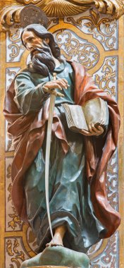 Granada, İspanya - 29 Mayıs 2015: St. Paul havari kilise Nuestra Senora de Las Angustias Pedro Duque Cornejo (1718 tarafından oyulmuş heykeli).