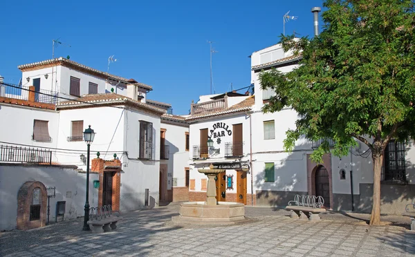 Granada, spanien - 31. mai 2015: wenig albazyin plazeta del fatima. — Stockfoto