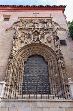 Malaga, İspanya - 31 Mayıs 2015: Yan Şapel katedral Gotik portal.
