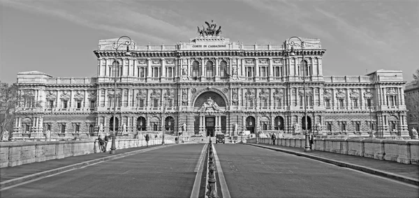 ROME, ITALY - MARCH 27, 2015: The facade of Palace of Justice - Palazzo di Giustizia. — Stock Photo, Image