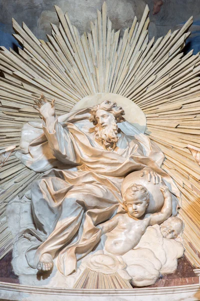 Řím, Itálie - 26 března 2015: Mramorová socha Boha Otce v boční kapli Thomas Villanova od Melchiorre Caffa (1635-1667) v kostele v basilice di Sant Agostino (Augustin). — Stock fotografie
