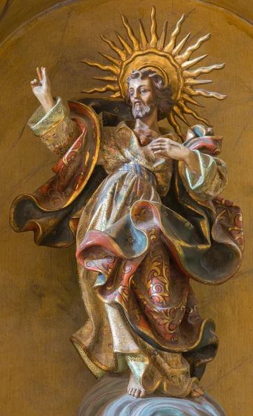 CORDOBA, ESPAGNE - 26 MAI 2015 : La statue baroque sculptée et polychrome du Coeur de Jésus-Christ dans l'église du Monastère de S. Ann et S. Joseph (Convento de Santa Ana y San Jose ). — Photo