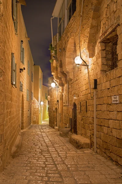 Tel Aviv - Little aisle of old Jaffa at dusk — Stock Photo, Image