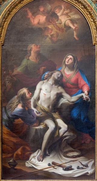 ROMA, ITÁLIA - MARÇO 25, 2015: A pintura de Pieta na igreja Chiesa della Santissima Trinita degli Spanoli por Casali (1777 ). — Fotografia de Stock