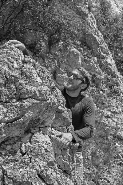 The man at climbing — Stock Photo, Image