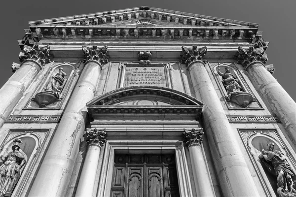 Benátky - portál kostela chiesa dei gesuati — Stock fotografie