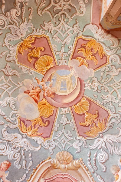 BANSKA STIAVNICA, SLOVAKIA - helmikuu 20, 2015: fresko alemmassa kirkossa barokki calvary Anton Schmidt vuodesta 1745 Pyhän sydämen kappelissa . — kuvapankkivalokuva