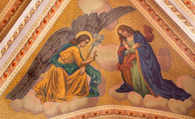 Banska Stiavnica, Slovakya - 5 Şubat 2015: Duyuru fresk parish Kilisesi yıl P. J. Kern 1910 tavanda.