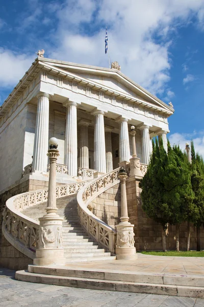 Ateny - Biblioteka Narodowa, zaprojektowany przez duńskiego architekta Theophil Freiherr von Hansen (19. procent.) — Zdjęcie stockowe